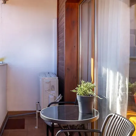 Апартаменты One Bedroom Pirin *